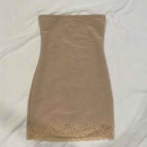 Shaping 1/2 Slip Tadashi Shoji Shape XS